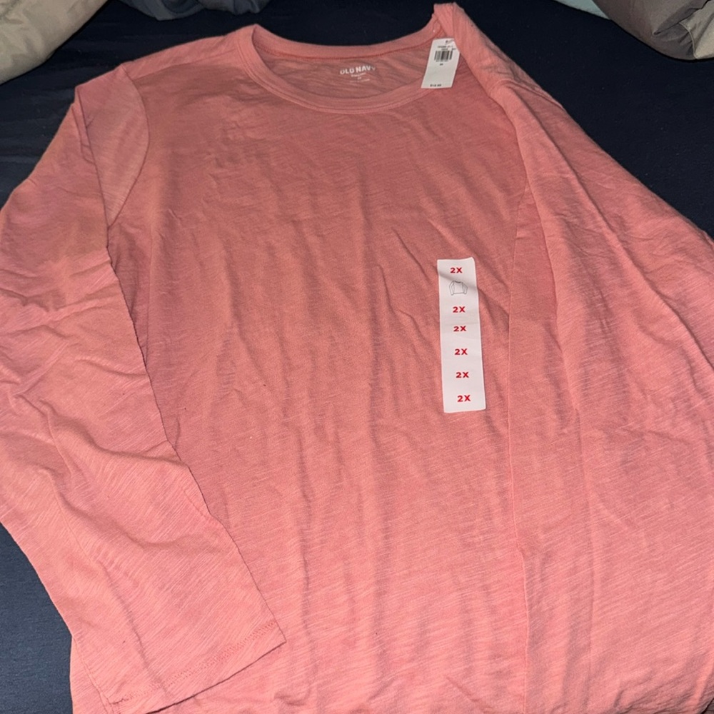 New long sleeve tee